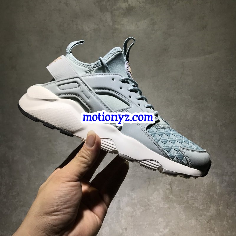 Nike Air Huarache Light Blue